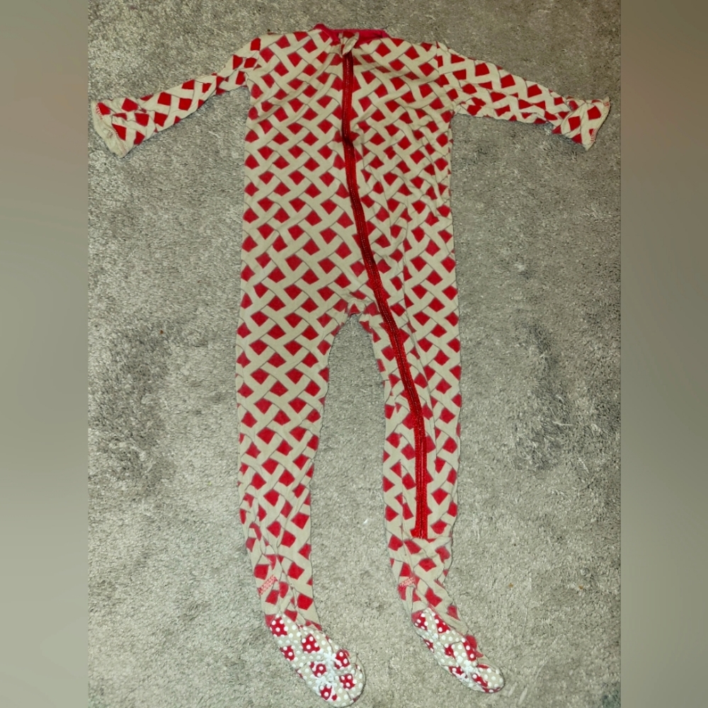 Kickee pants, footed sleeper with zipper
